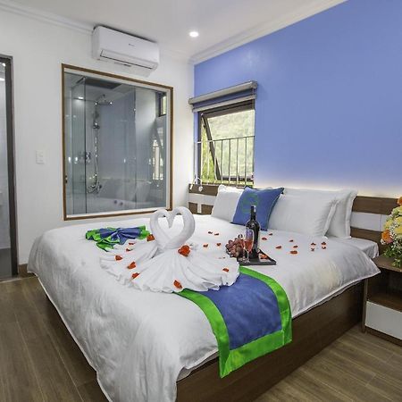 Cat Ba Hostel Cat Ba Island Екстер'єр фото